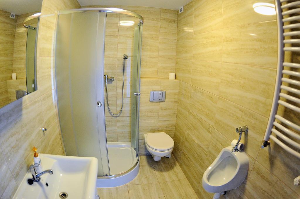 Hostel Korona Elblag Pokoj fotografie